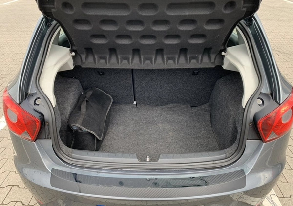 Seat Ibiza cena 26000 przebieg: 160000, rok produkcji 2014 z Siedlce małe 56